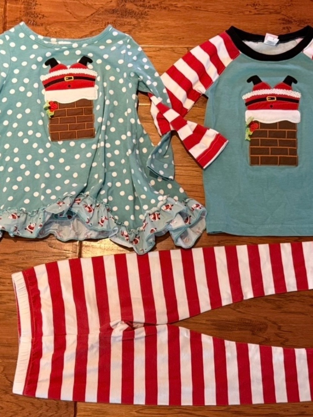 Size 5T Santa Chimney Ricrac & Ruffles Twin Set